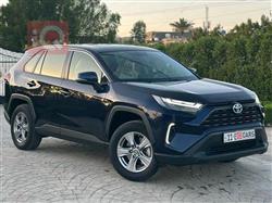 تۆیۆتا ڕاڤ 4